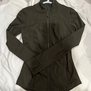 Lululemon define jacket in size 4